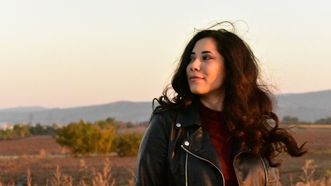 Woman thinking about getting pre abortion screening at CPC.